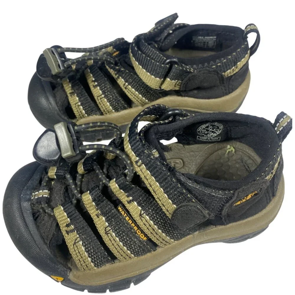 KEEN Kids Newport H2 Sandal Toddler Size 8 EU 25 Green EUC